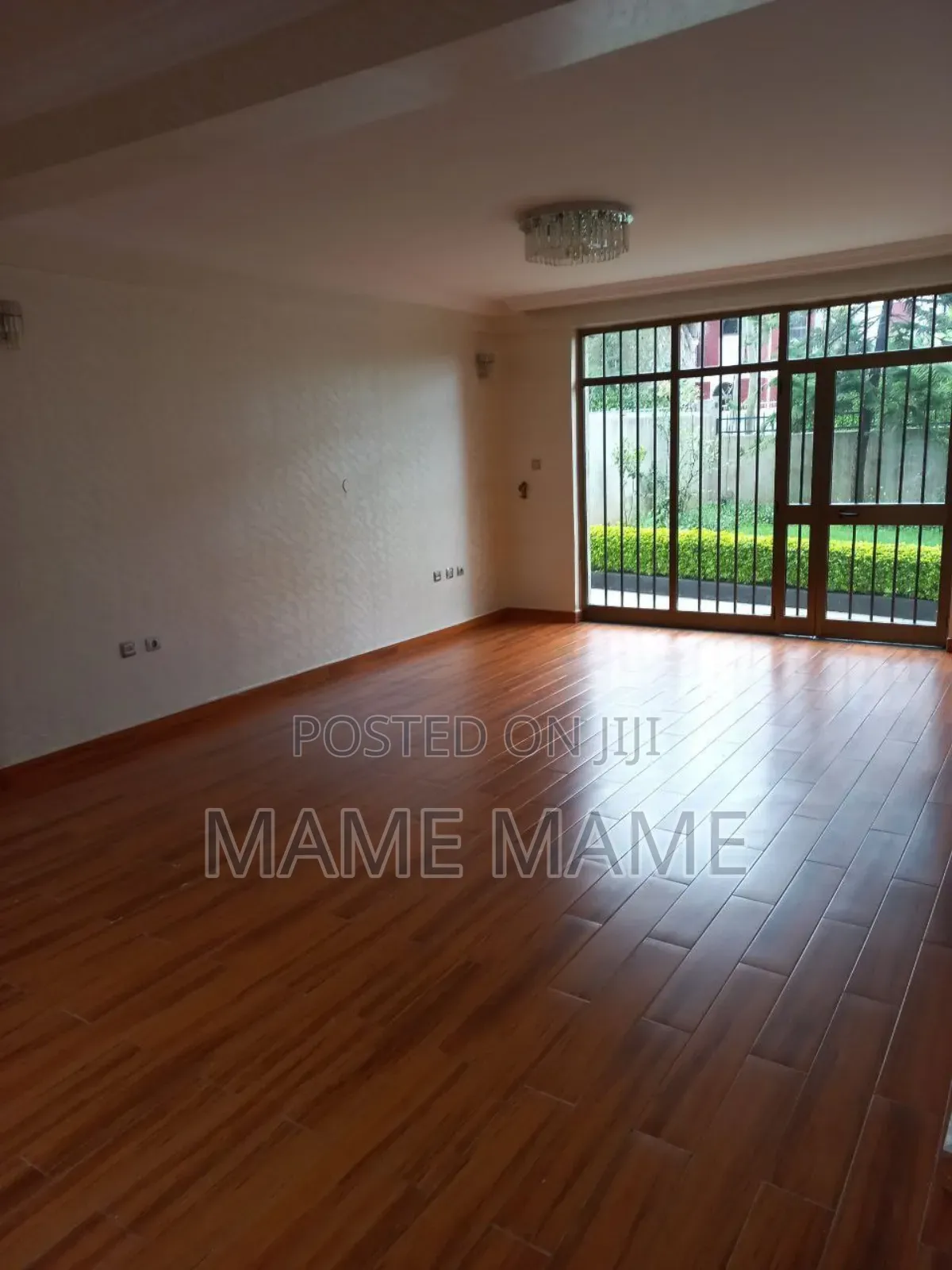 6bdrm House in Addis Abeba, Bole for sale