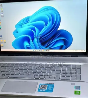New Laptop HP Envy 17 8GB Intel Core I5 SSD 512GB