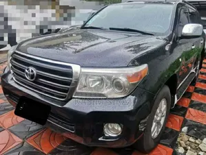 Toyota Land Cruiser 4.5 V8 GX-R 2015 Black