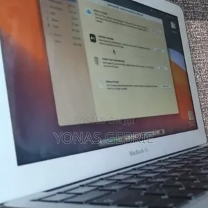 New Laptop Apple MacBook Air 2014 4GB Intel Core i5 SSD 128GB