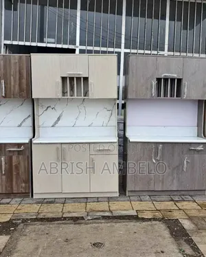 Kitchen Cabinet High Quality Laminate