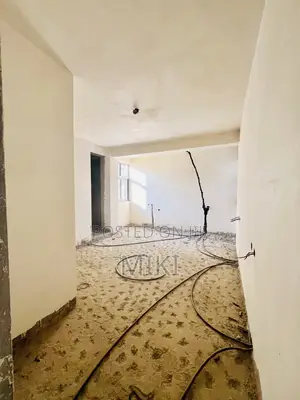 3bdrm Apartment in Haile Garment, Nifas Silk-Lafto for sale