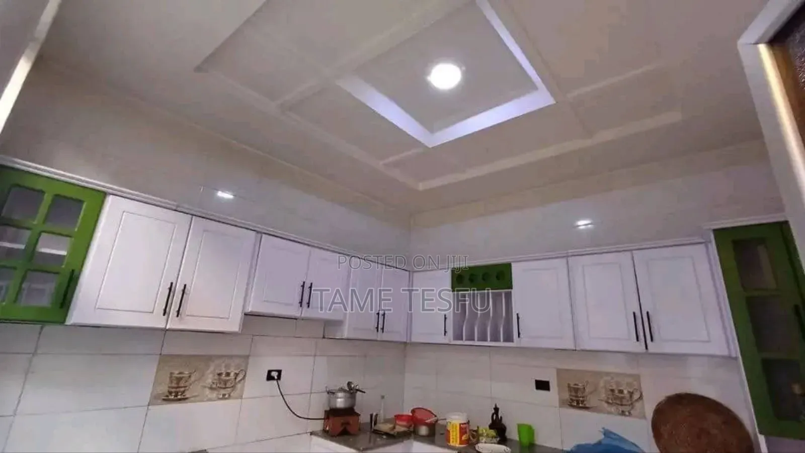 Furnished 5bdrm Villa in ጃክሮስ, Bole for sale