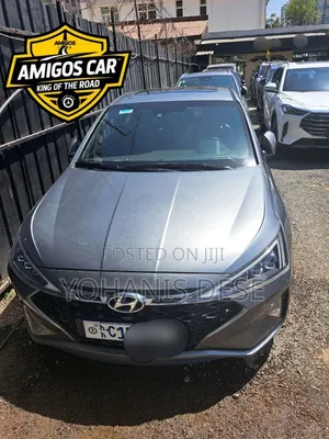Hyundai Avante 2020 Silver