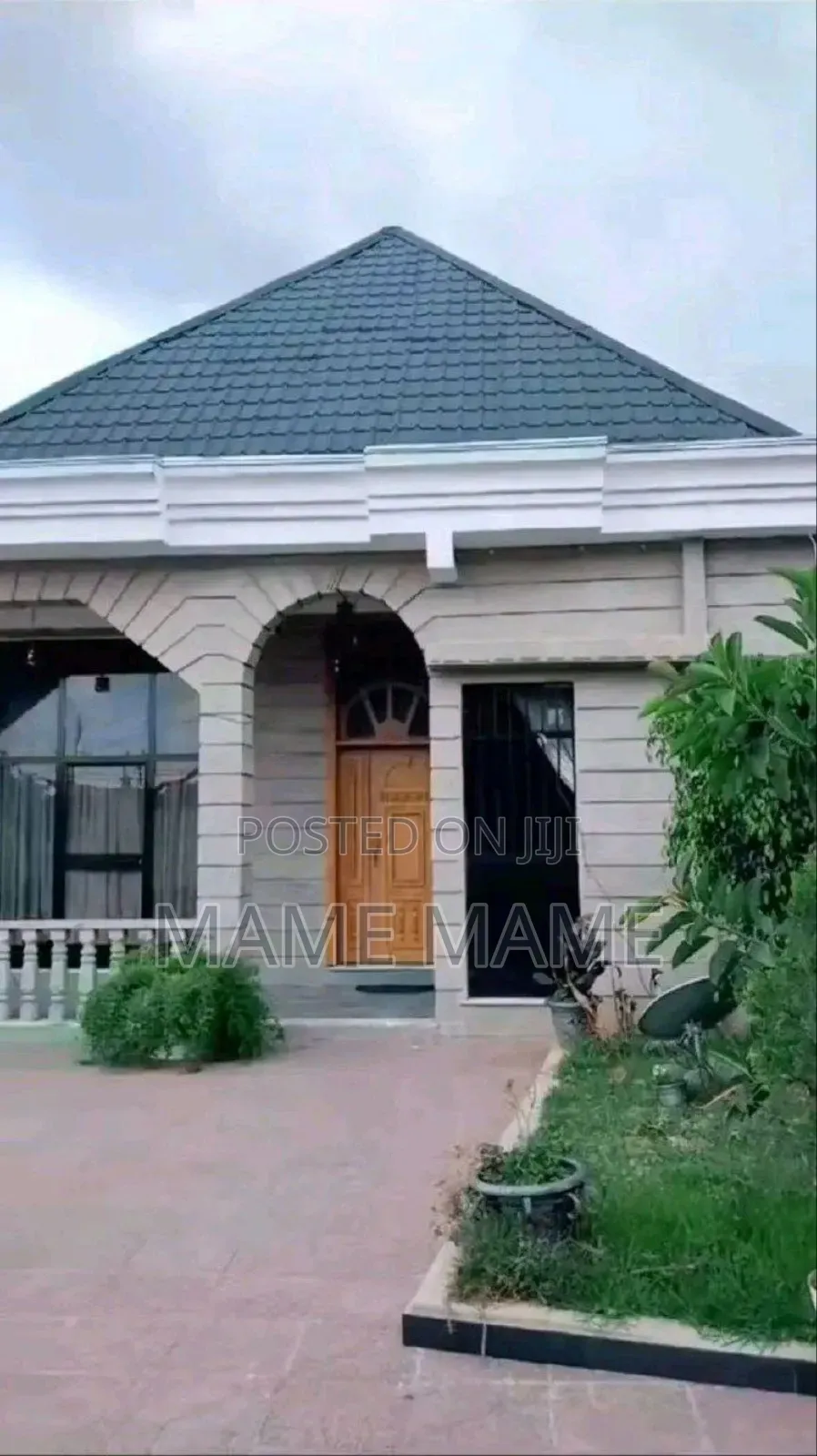 5bdrm Villa in Addis Abeba, Bole for sale