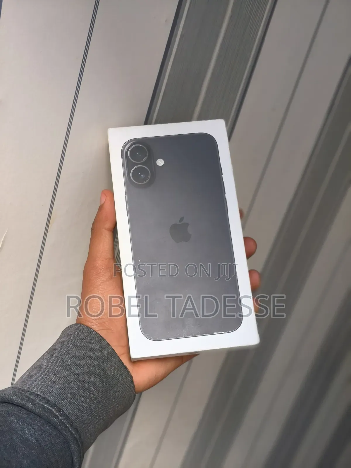 New Apple iPhone 16 Plus 128 GB Black