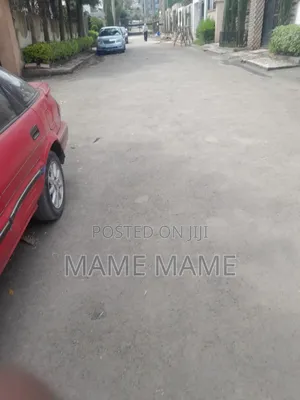 5bdrm House in Addis Abeba, Bole for sale