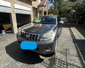 Toyota Land Cruiser Prado 2011 Gray