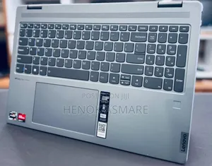 New Laptop Lenovo Yoga 7i 8GB AMD Ryzen 5 SSD 512GB
