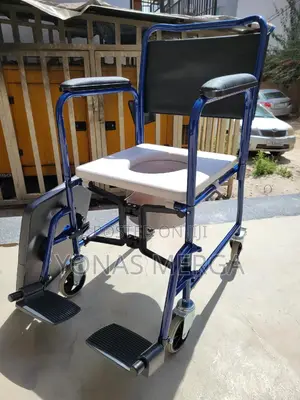 Toilet Chair疇旵commode#Wheels of This Chair Come With a Locking System