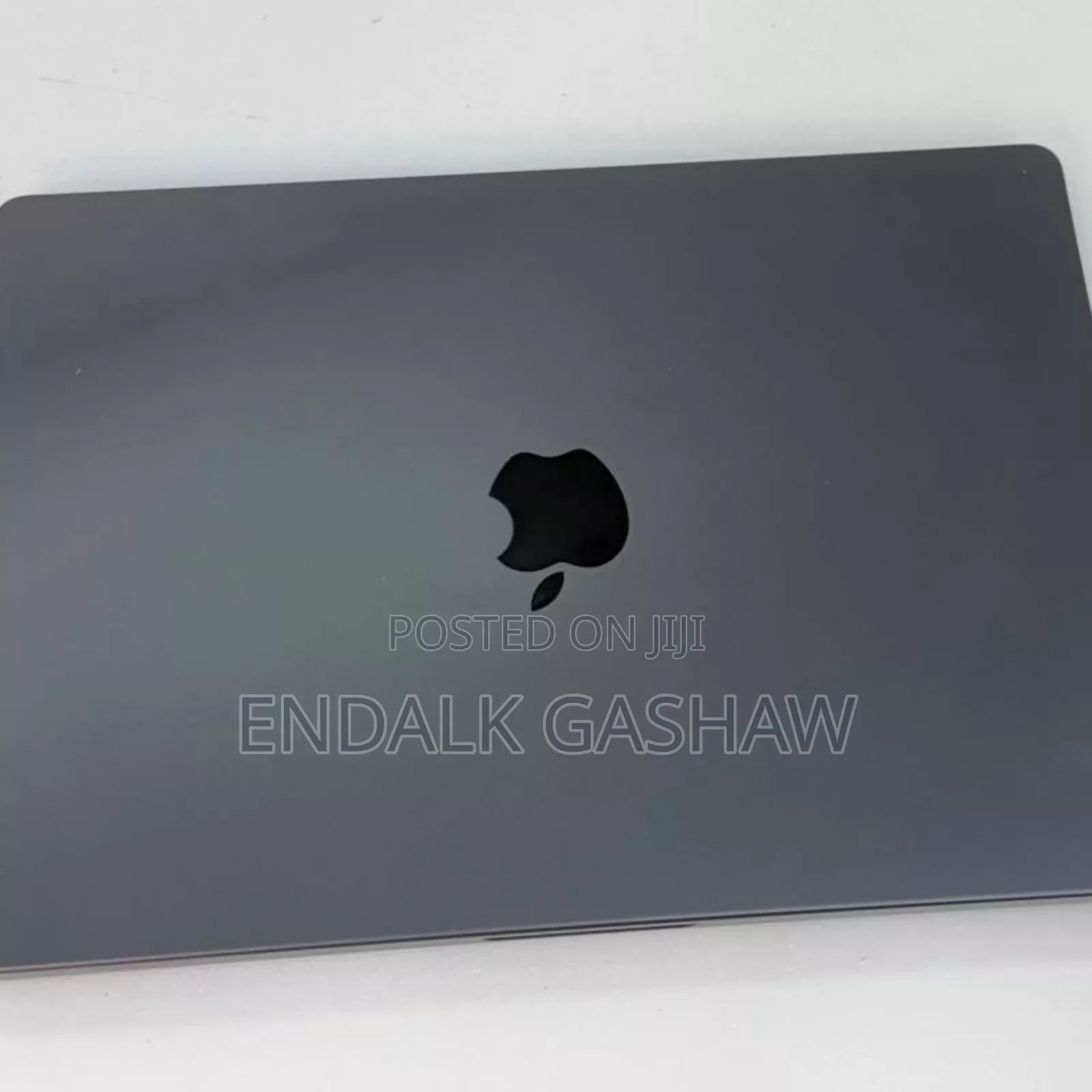 New Laptop Apple MacBook Pro 2024 M4 14-Inch 16GB Apple M4 SSD 512GB