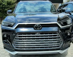 New Toyota Highlander Hybrid 2025 Blue