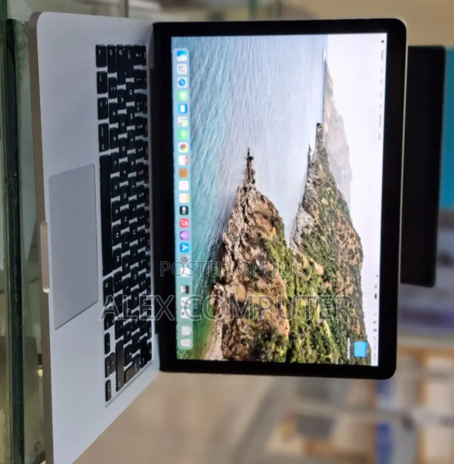 New Laptop Apple MacBook Pro 2014 8GB Intel Core I7 SSD 256GB