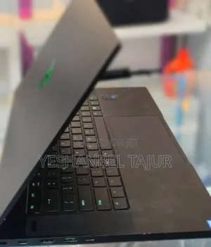 New Laptop Razer Blade 16GB Intel Core I7 SSD 512GB