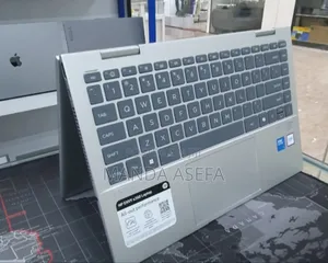 New Laptop HP Envy X360 8GB Intel Core 5 SSD 512GB