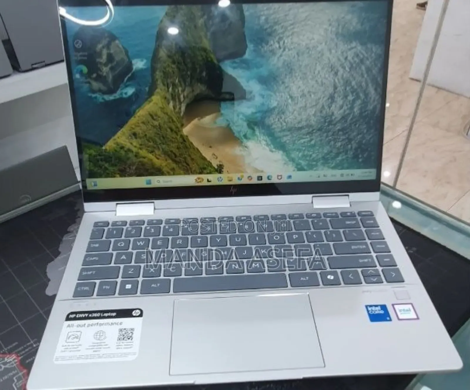 New Laptop HP Envy X360 8GB Intel Core 5 SSD 512GB