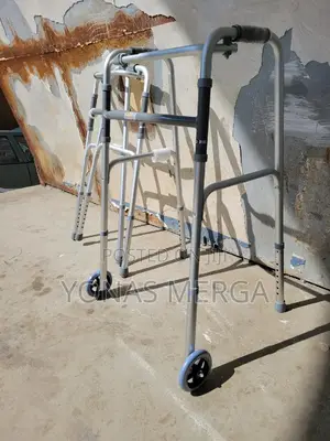 Walking Aid尺车walker僉店manufactured to the Highest Standards必0walker