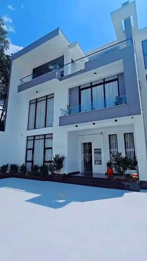 Furnished 8bdrm House in Bole for sale