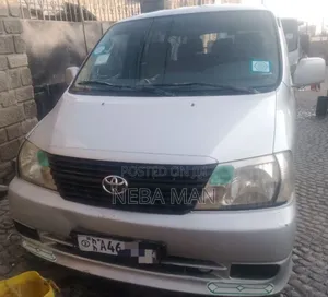 Toyota HiAce 2007 Silver