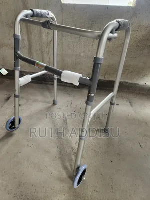 Foldable Walker考量brand New Medical Walker延長walker承認walker肺病walker