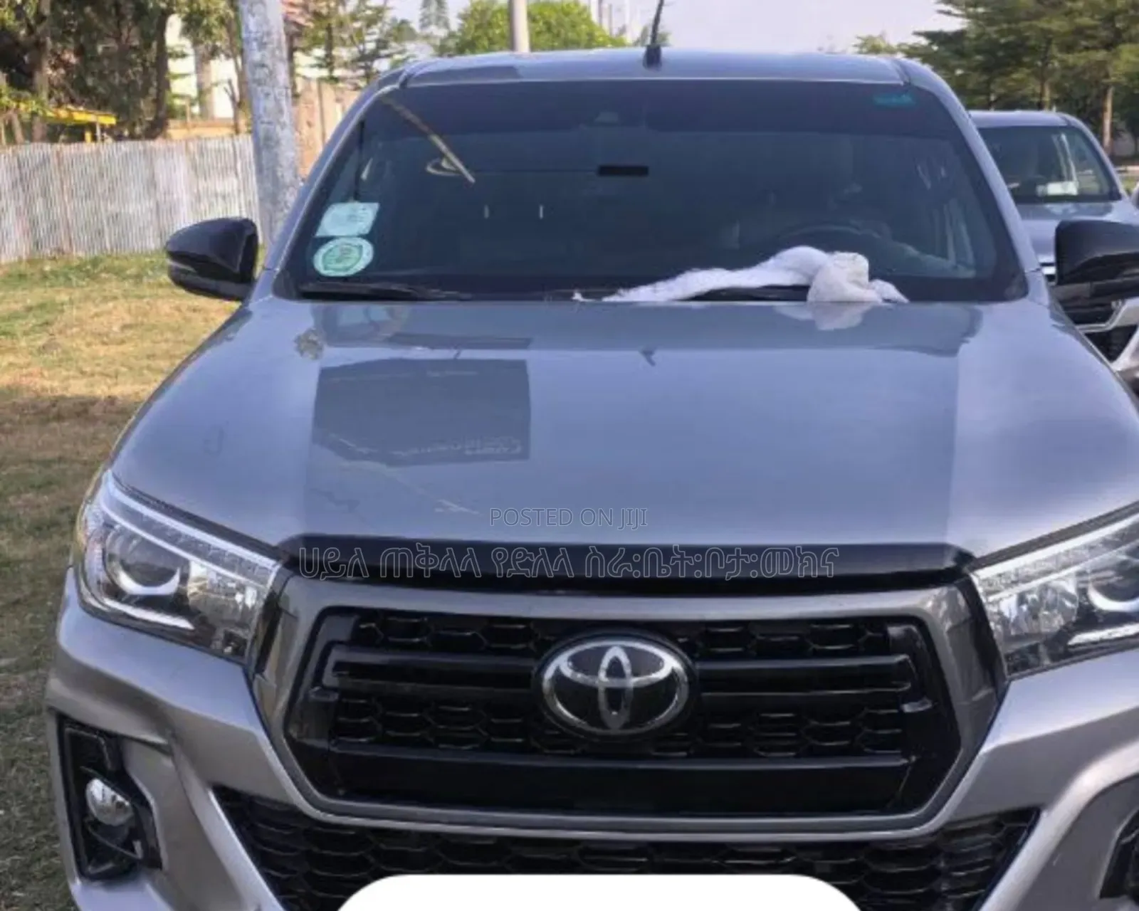 Toyota Hilux 2020 Gray