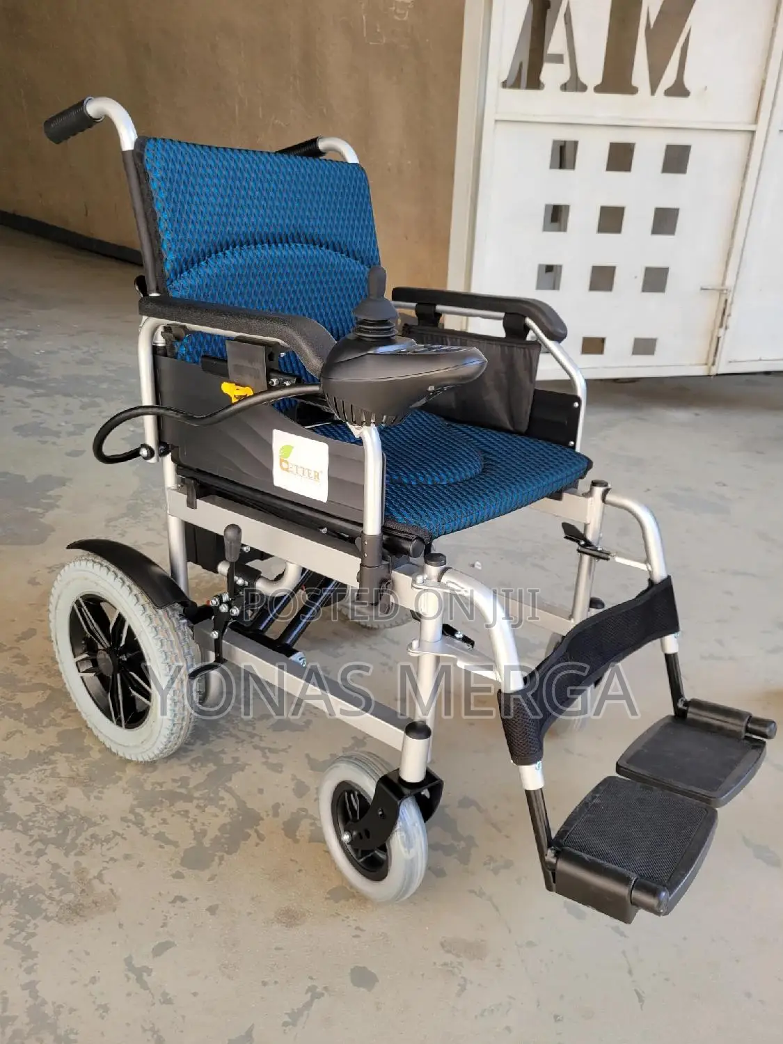 Electric Wheelchair琛成wheelchair飧凹material: Aluminum – Powder Coated