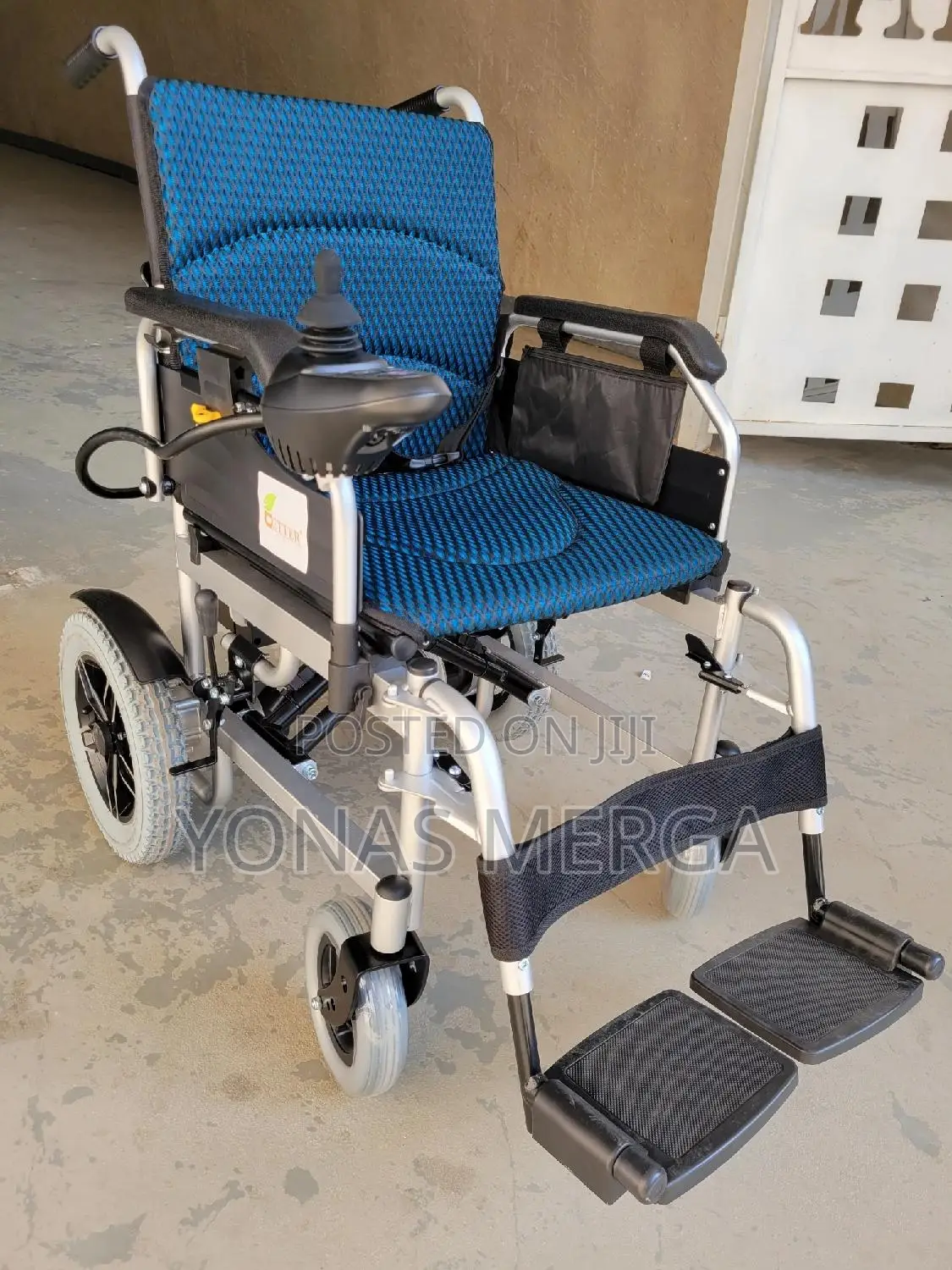 Electric Wheelchair for Disabled虢瞜category:Electric Wheelchair脊邨charge