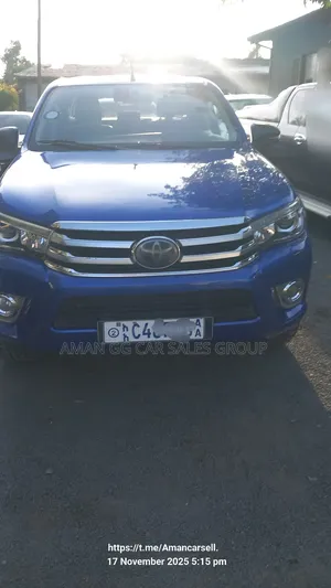 Toyota Hilux 2018 Blue