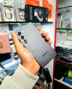 New Samsung Galaxy S23 128 GB
