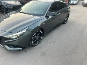 Hyundai Avante 2021 Gray
