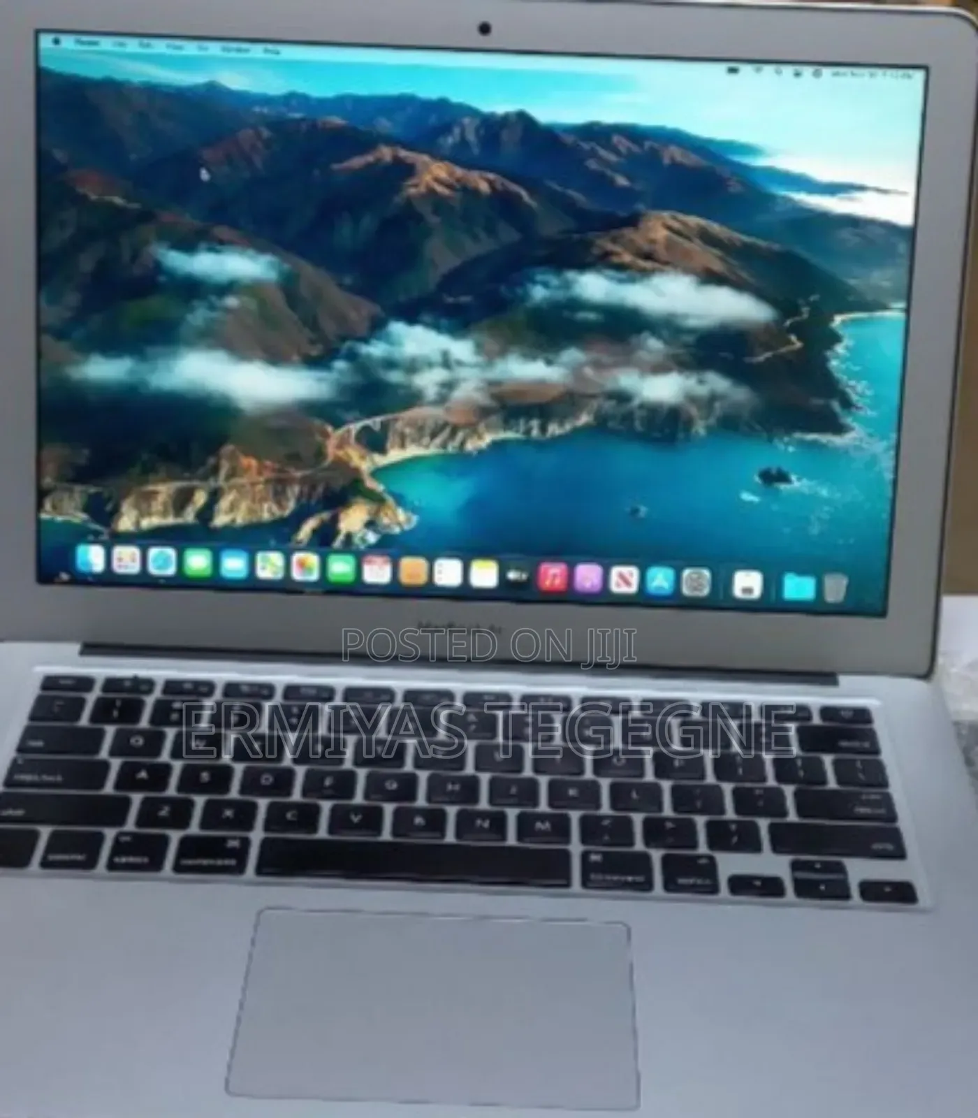 New Laptop Apple MacBook Pro M1 4GB Intel Core I5 SSD 256GB
