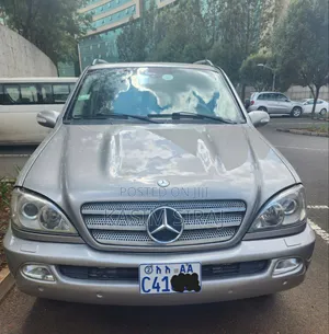 Mercedes-Benz M Class ML 350 AWD 4Matic (3.5L V6 7A) 2006 Blue