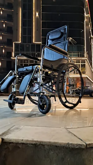 Toilet Wheelchair田手wheelchair水手wheelchair口手wheelchair水手whee
