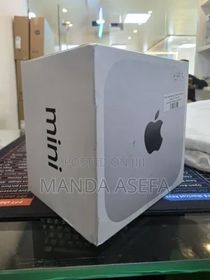 New Laptop Apple MacBook 16GB Apple M4 SSD 256GB