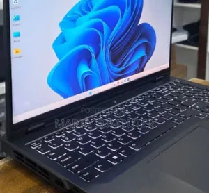 New Laptop Lenovo Yoga 910 32GB Intel Core I9 SSD 1T