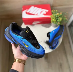 Nike Air Max Portal Trainers Deep Blue