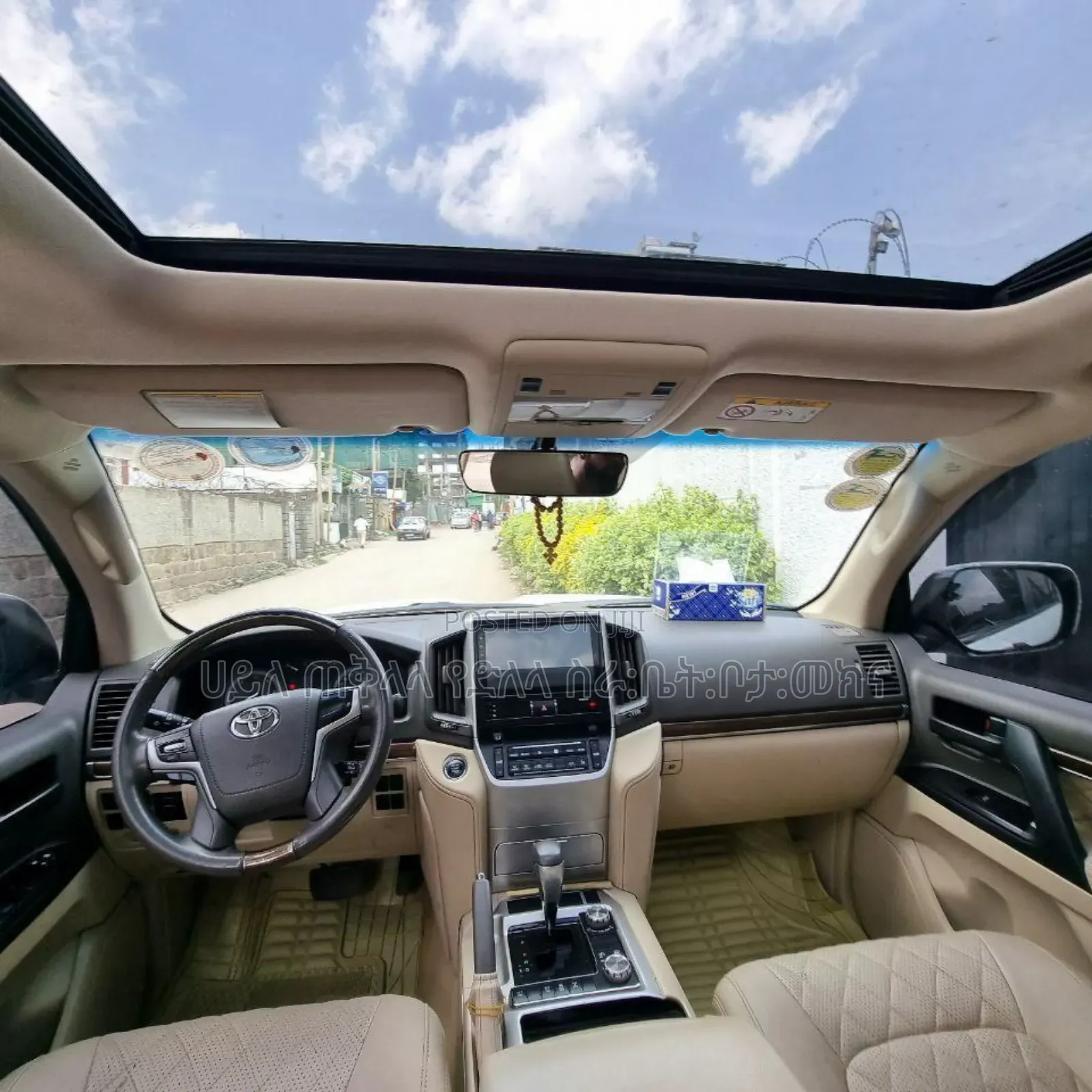 Toyota Land Cruiser 2021 White