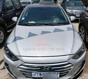 Hyundai Elantra 2017 Silver