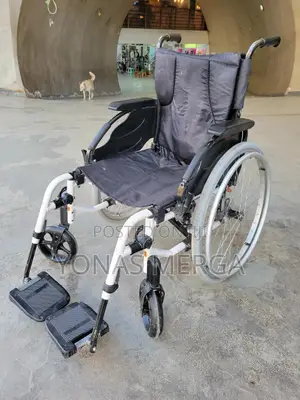 European Used Wheelchair榻询perfect for on-the-Go Lifestyles三wheelchair