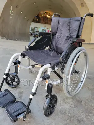 Europe Wheelchair喆豳difficulty Walking,Providing Independence Support.