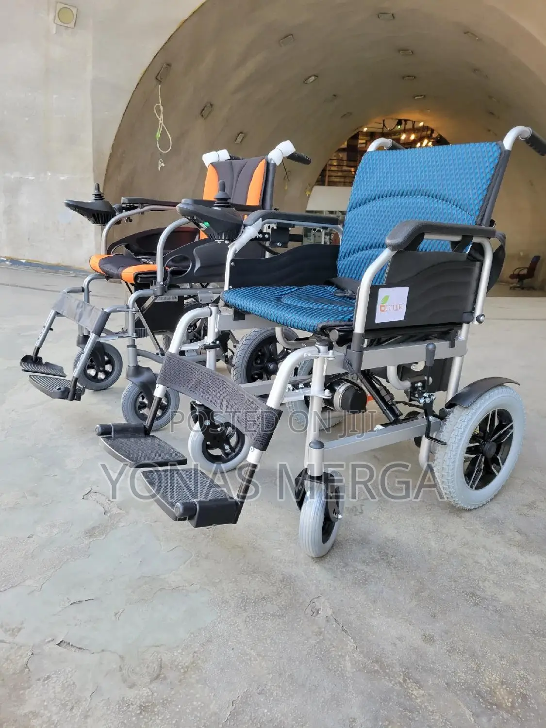 Electric Wheelchair燜埂all-Terrain Electric Wheelchair:These Wheelchairs