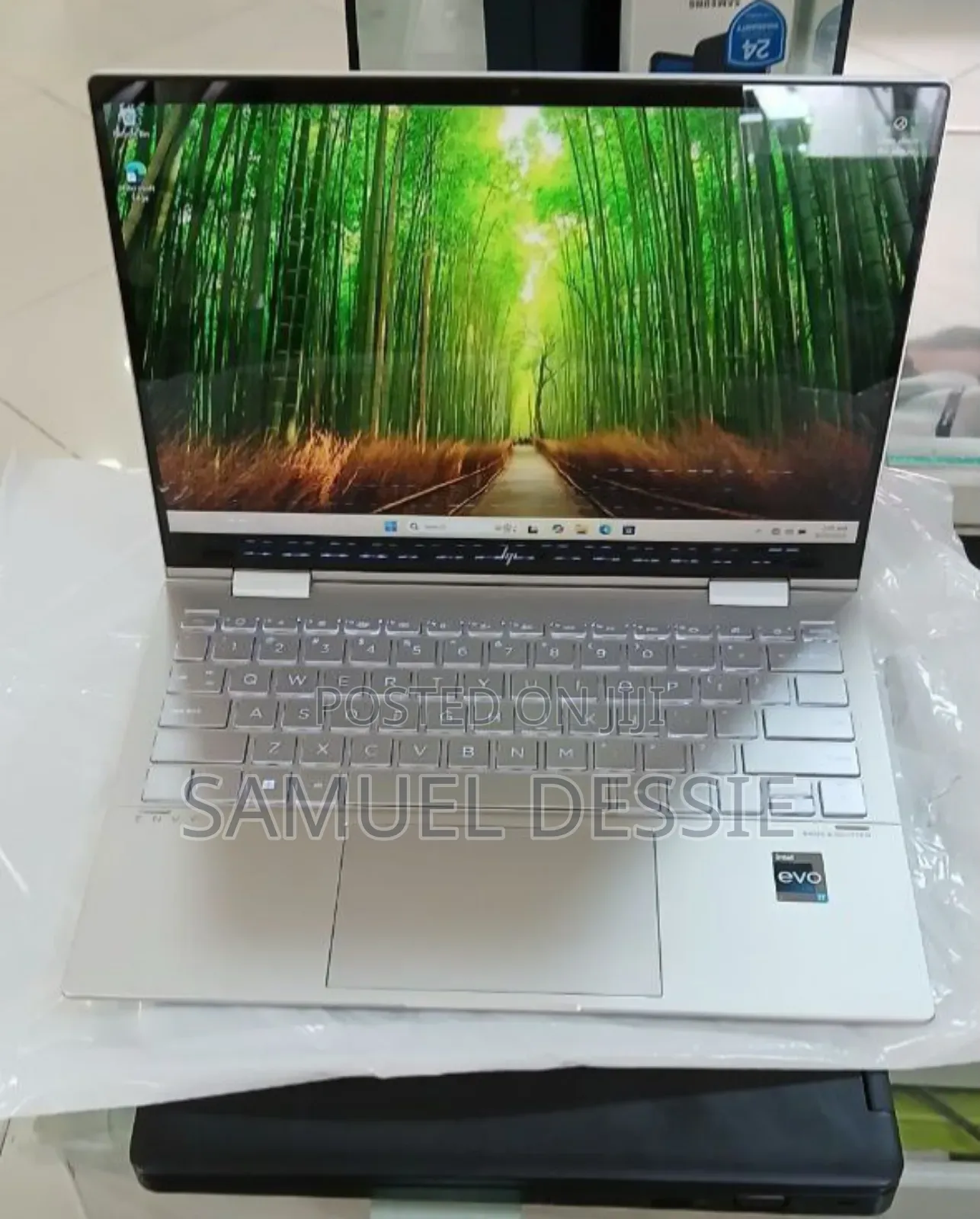 New Laptop HP Envy X360 8GB Intel Core I7 SSD 512GB