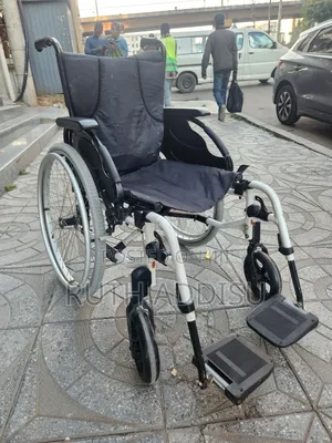 Foldable Almunium Wheelchair輕輕medical Wheelchair俠的wheelchair Almunium