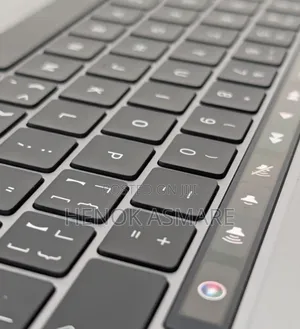 New Laptop Apple MacBook Pro 8GB Apple M2 SSD 256GB