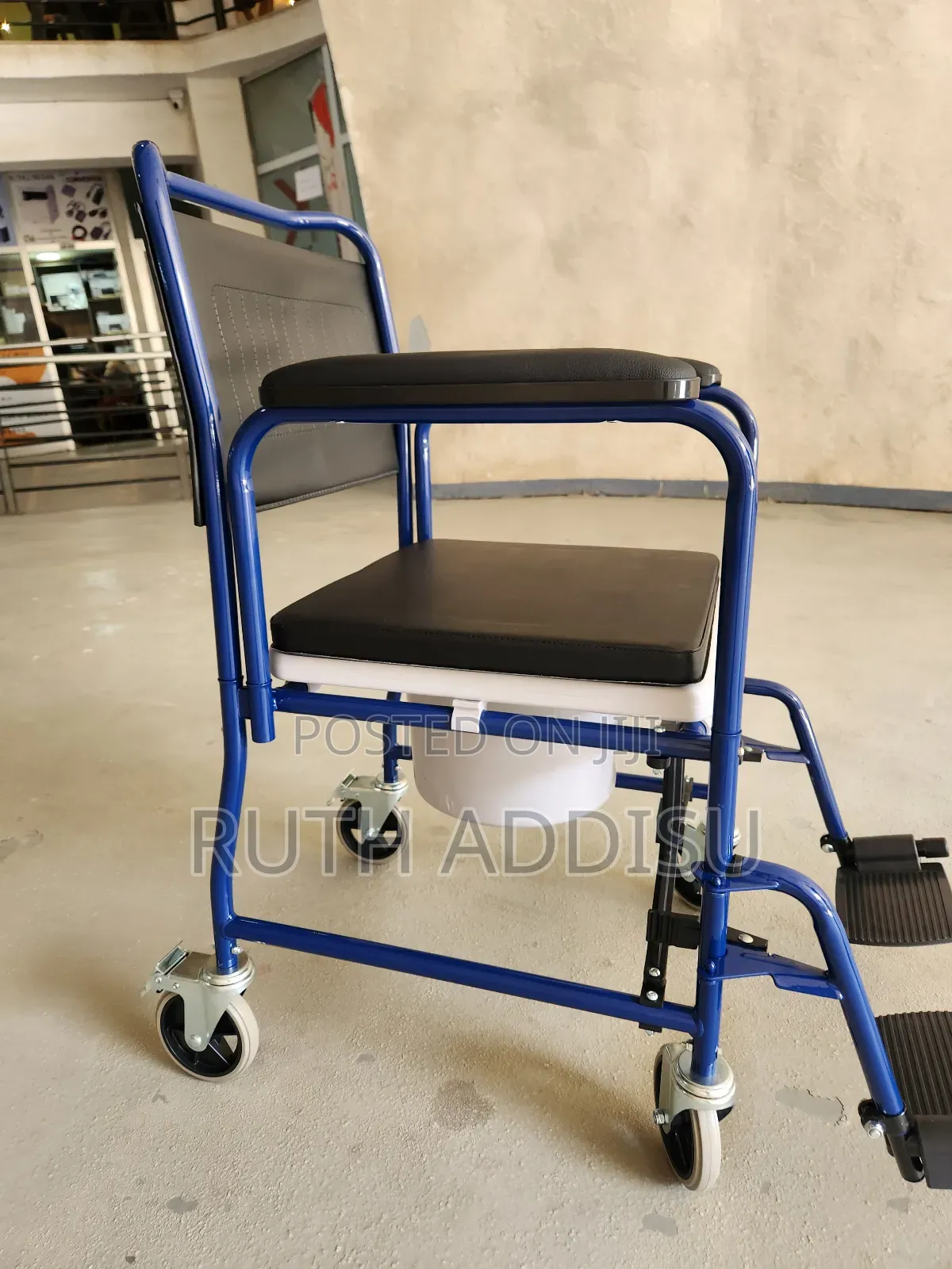 Commode Wheelchair三人commode Wheelchair𣋡我toilet Wheelchair袸了wheelchair