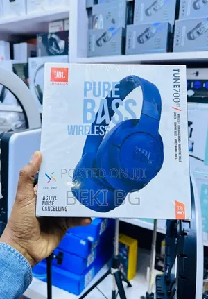 JBL Tune 700bt