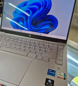 New Laptop HP Pavilion 15 16GB Intel Core I7 SSD 1T