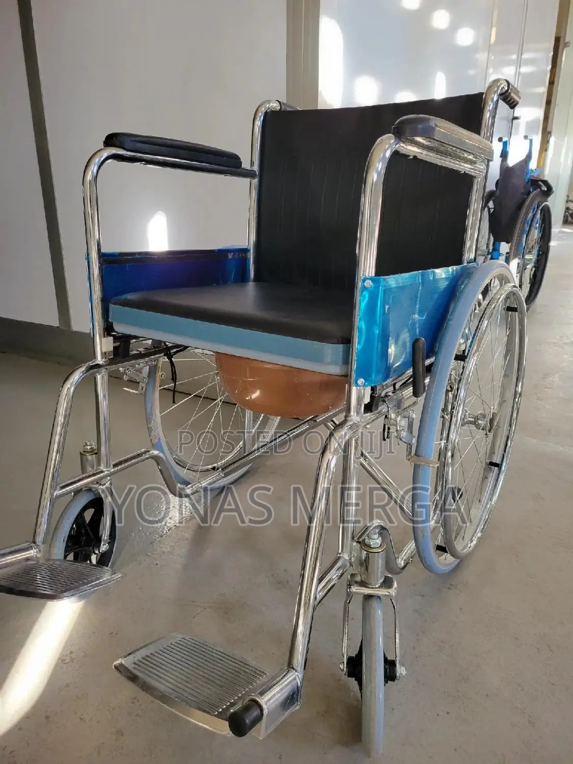 Foldable Manual Wheelchair灵~Toilet Wheelchair賊袴commode Wheelchair