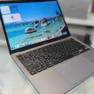 New Laptop Apple MacBook Pro 2020 8GB Apple M1 Pro SSD 512GB