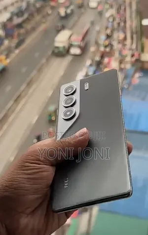 New Tecno Camon 40 Pro 4G 256 GB Gray